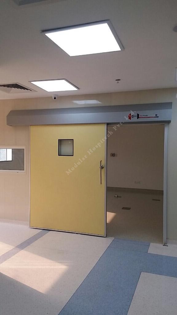 Automatic & Manual Hermetically Sealed Sliding Doors